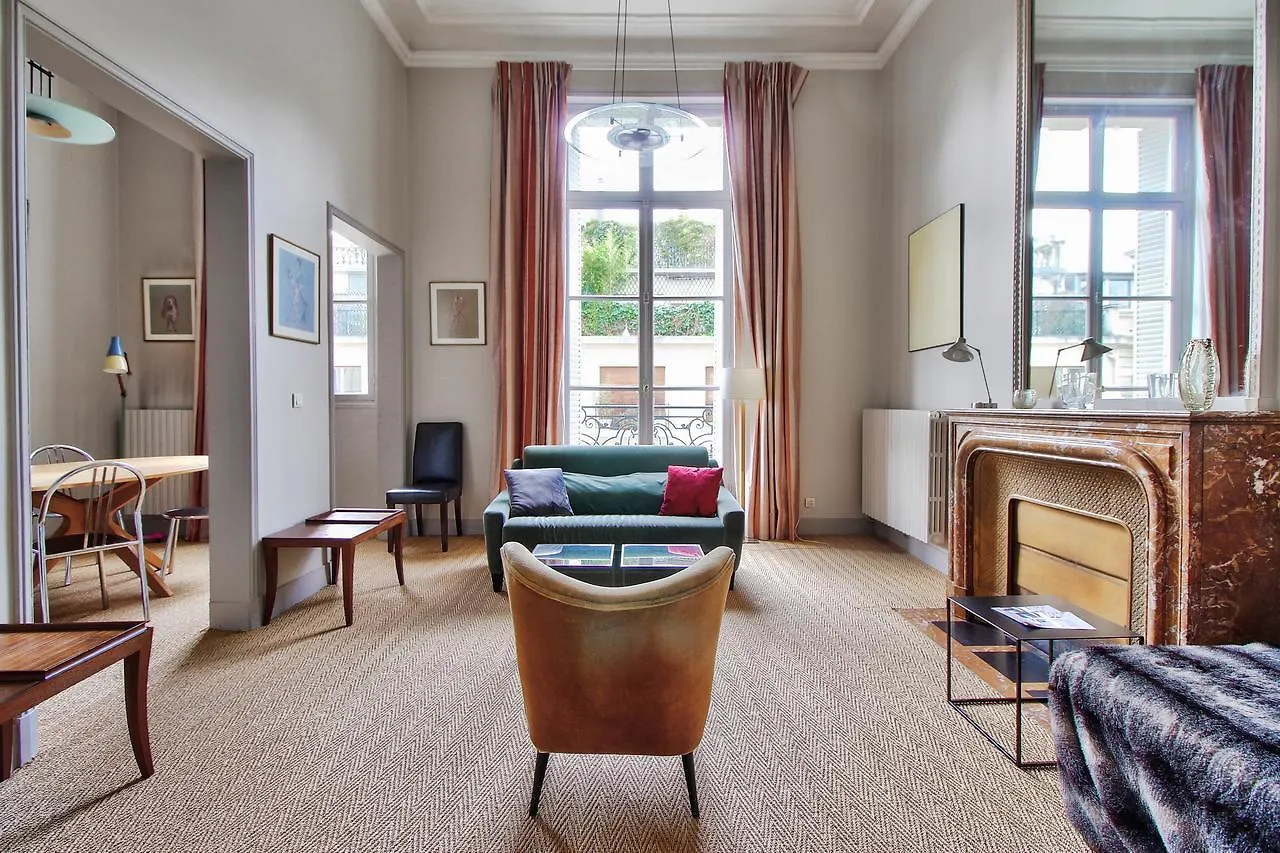 Hoche Apartment Paris